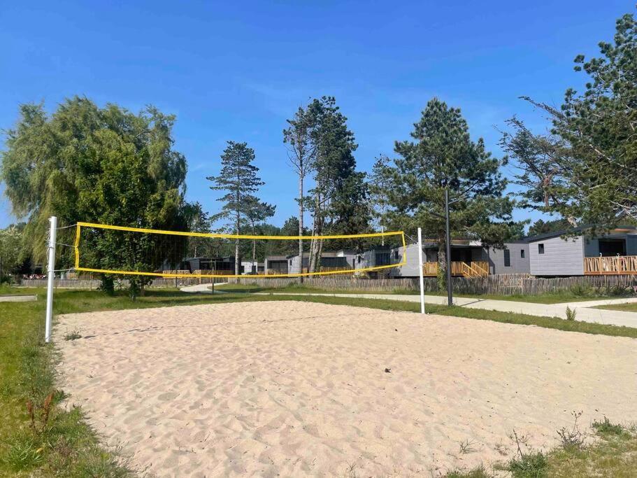 Cottage Dans Parc Residentiel De Loisirs, Piscine, 150M De La Mer جولوفيل ليه باه المظهر الخارجي الصورة