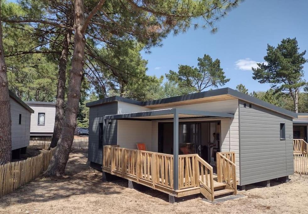 Cottage Dans Parc Residentiel De Loisirs, Piscine, 150M De La Mer جولوفيل ليه باه المظهر الخارجي الصورة